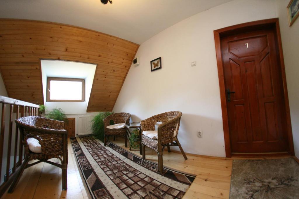 Vila Sucu Hotel Poiana Mărului Habitación foto