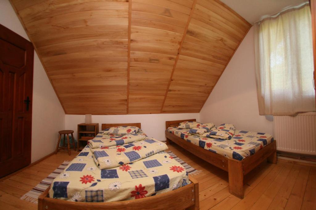 Vila Sucu Hotel Poiana Mărului Habitación foto